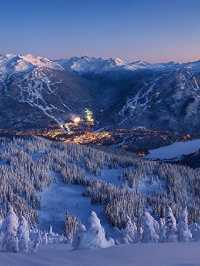 🌟 Whistler's Finest: Four Seasons Resort Review 🏔️