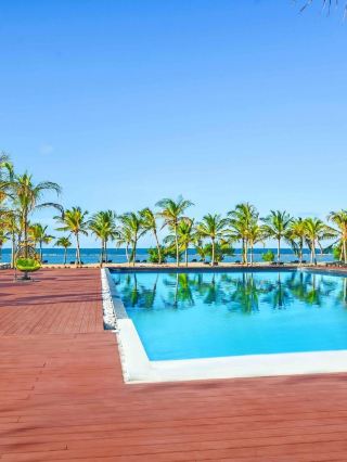 🌴✨ Pasikudah's Paradise: Top Hotel Picks! 🏖️🛏️