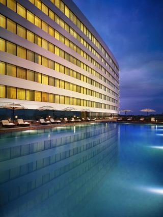 🌟 Coimbatore Charm: Stay at Vivanta 🏨✨