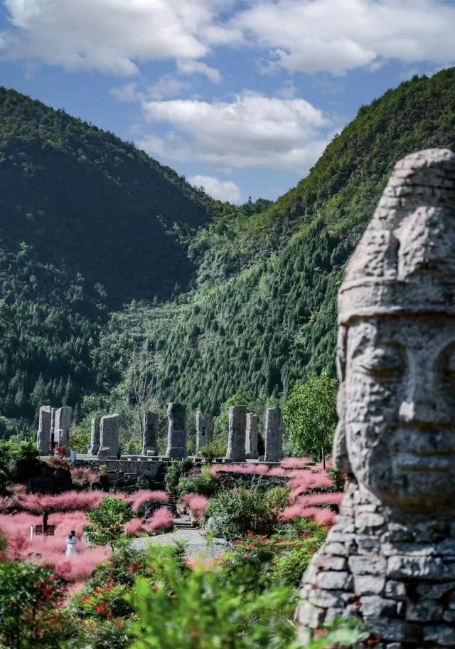 酉陽疊石山谷，優美風景打卡地。