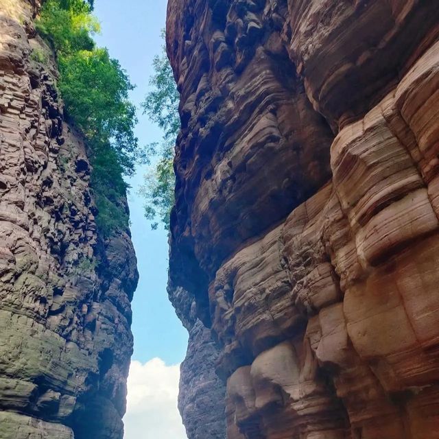 揭秘八泉峽：隱藏在太行山中的絕美秘境！。