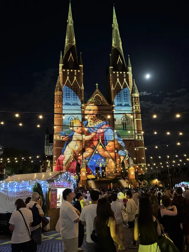Christmas at the St. Mary's Cathedral: A Spectacular Event in Sydney