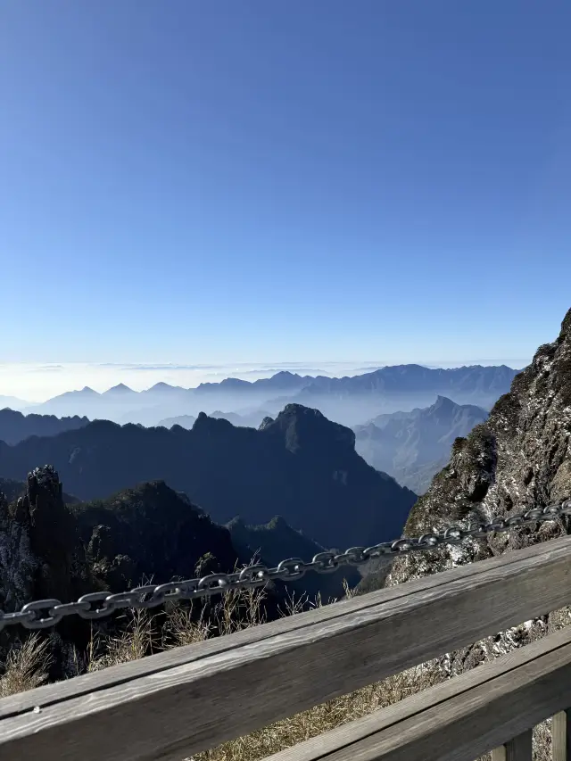 Shennongjia-Yichang Skiing Guide: How to Have Fun Without Any Pitfalls