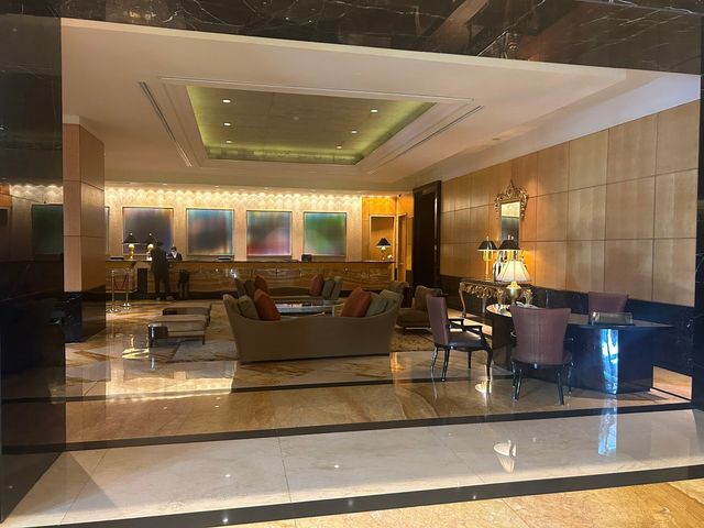 雅加達穆利雅史納延酒店豪華體驗