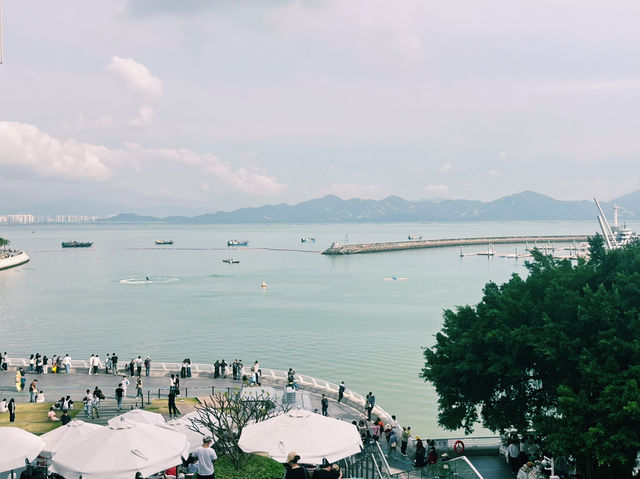 深圳南山區海上世界景點：海上世界文化藝術中心。適合拍照打卡、親子遊戲、觀光旅遊。 
