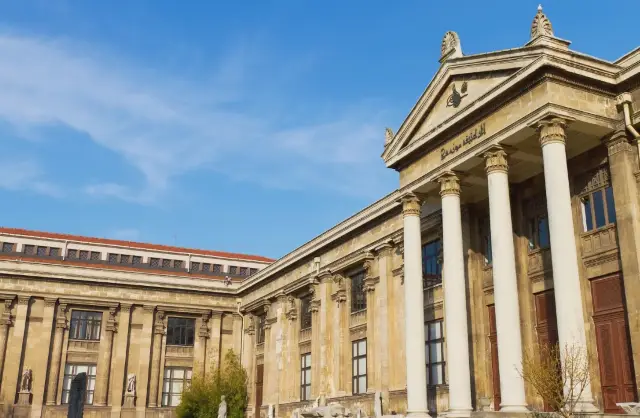 Istanbul Travel Guide