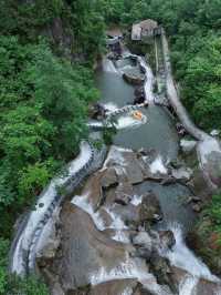 激浪後的寧靜 藏喺山腳下嘅私湯庭院