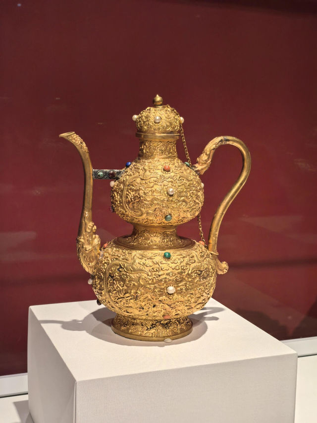🗿原地封神！香港故宮竟藏著這麼多國寶級寶藏！