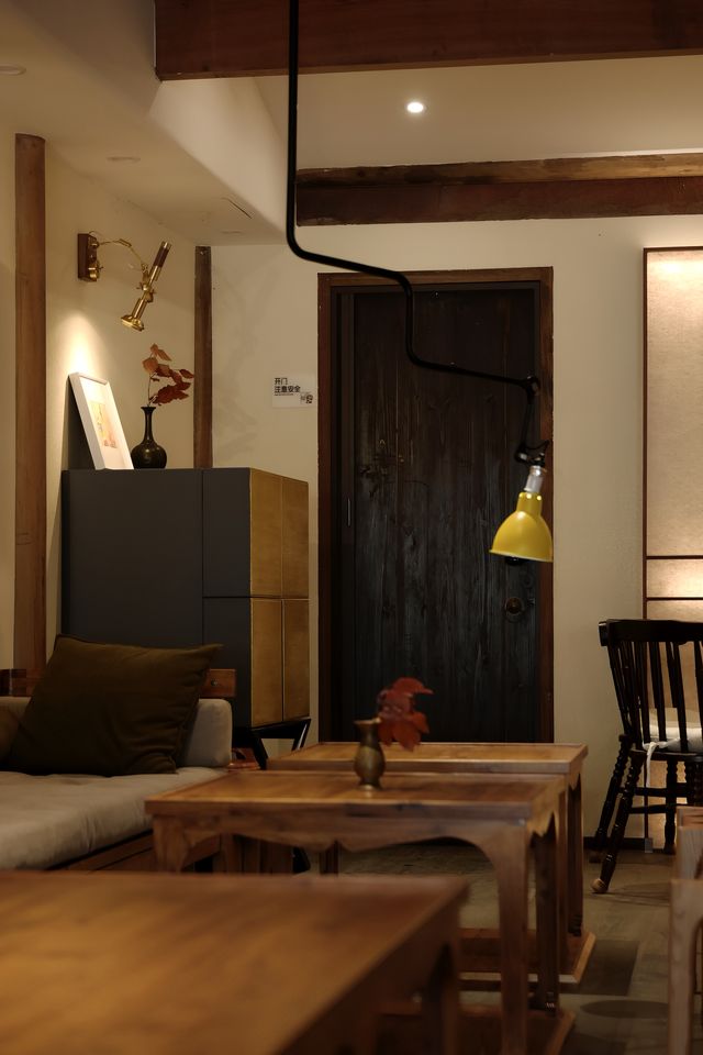 紹興探店｜木質調嘅咖啡館
