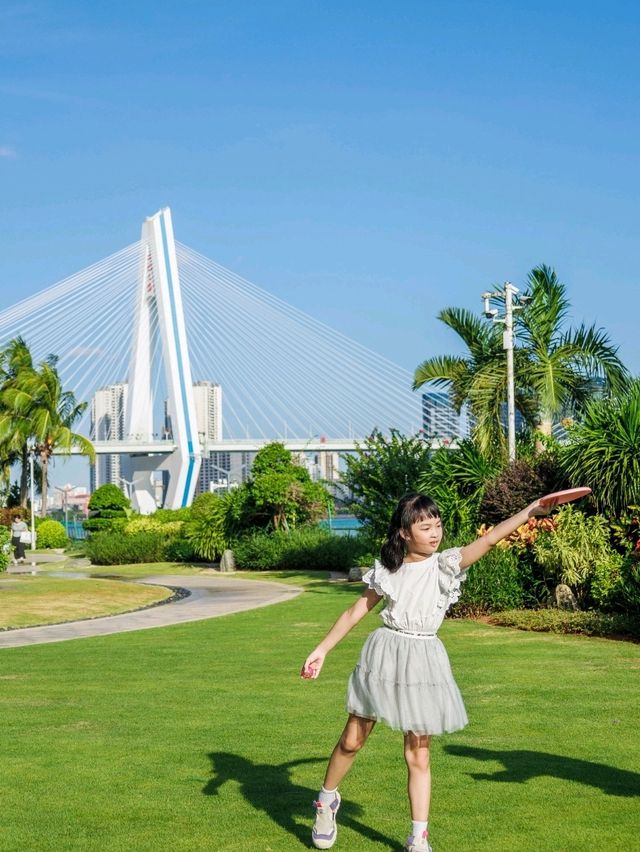  Family Escape in Tropical Paradise! 