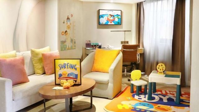 📍帶娃遊昆明必住！昆明中心假日酒店親子攻略來啦～