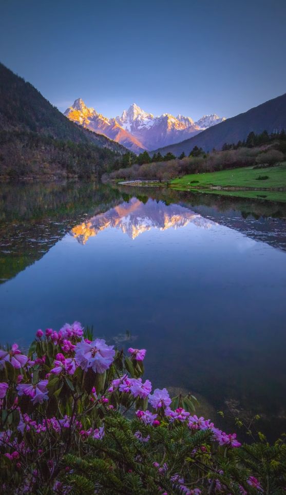 唱著情歌去康定！進雪山下的浪漫小城