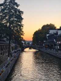 在南京亞朵｜枕秦淮燈火，赴卞之琳詩意之眠