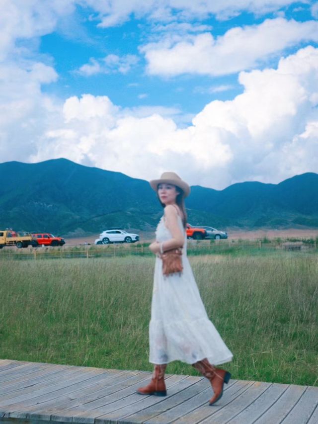 賽里木湖藍眼淚 賽里木湖藍眼淚