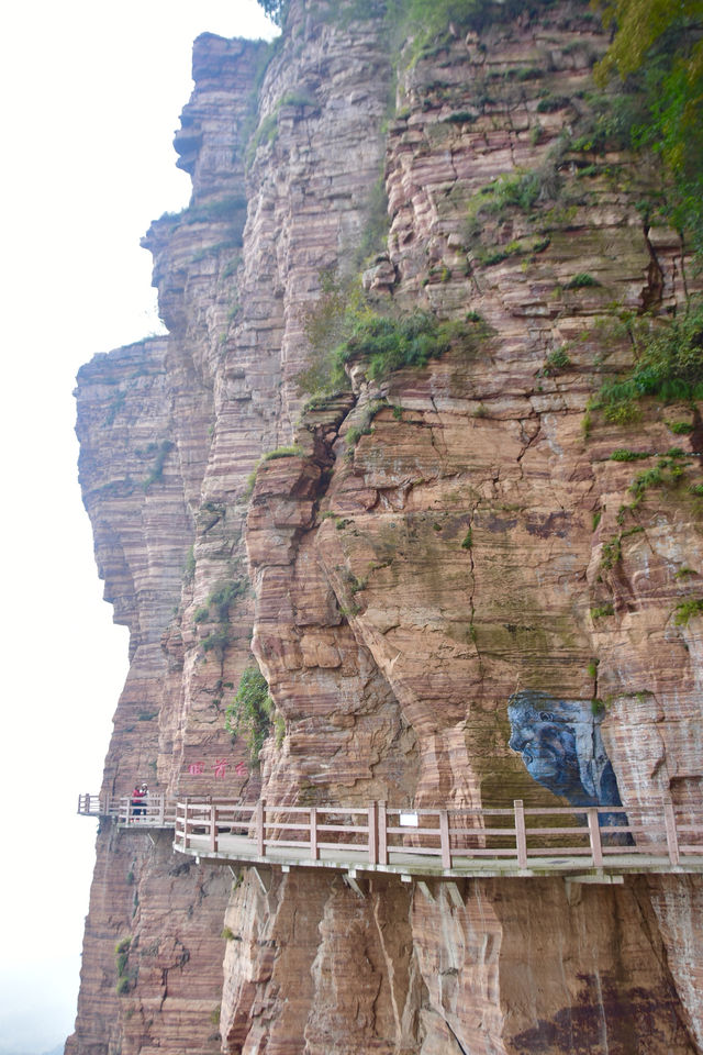 雲端漫步東太行雄、奇、險、峻令人意外 雲端漫步東太行雄、奇、險、峻令人意外
