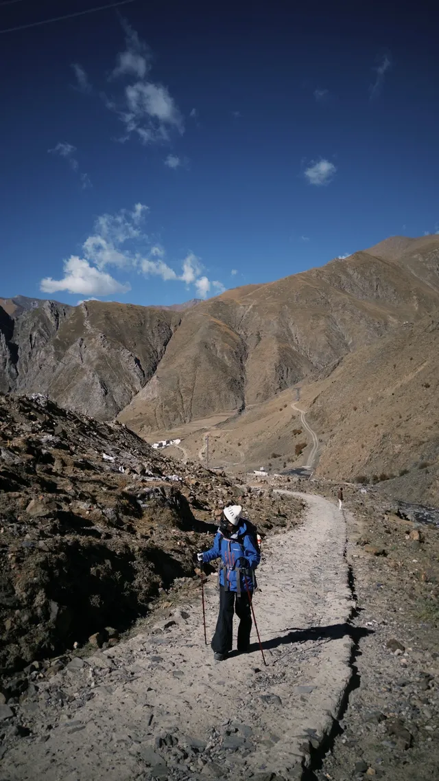 拉薩-易措湖1日輕徒步｜電動車往返攻略