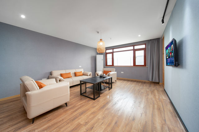 九華山下,我住這裡 九華山下,我住這裡