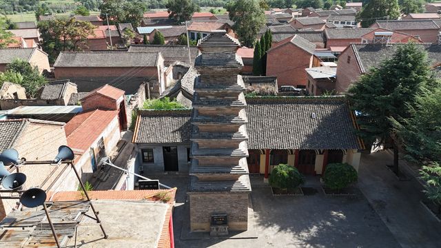 山西長治桑梓一村西巖寺塔 山西長治桑梓一村西巖寺塔