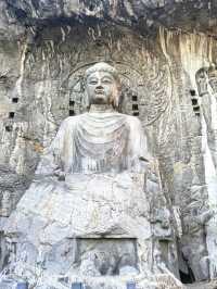 警告!別輕易與他對視——龍門十七米佛顏殺!