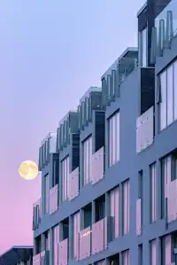 冰島下午三點｜日落與滿月