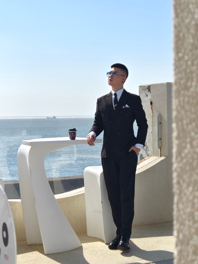 惠安必住藝術風酒店，躺著就能看海