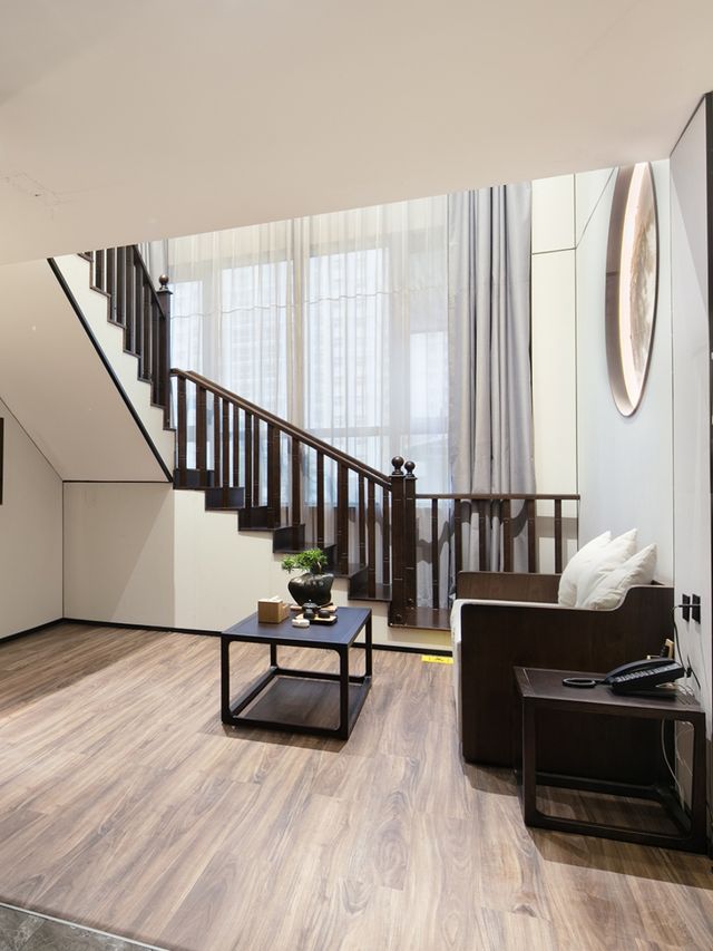 和閨蜜私奔到雪國! 和閨蜜私奔到雪國!