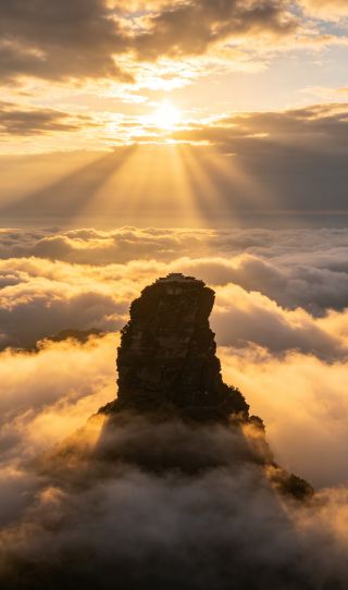 梵浄山｜現実版天空の城に突入、雲を踏みしめて仙境へ