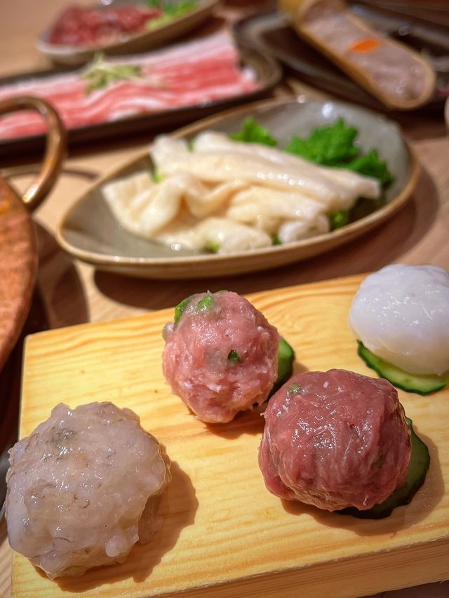 高質食材足料鮮味 方叔叔正宗重慶麻辣火鍋