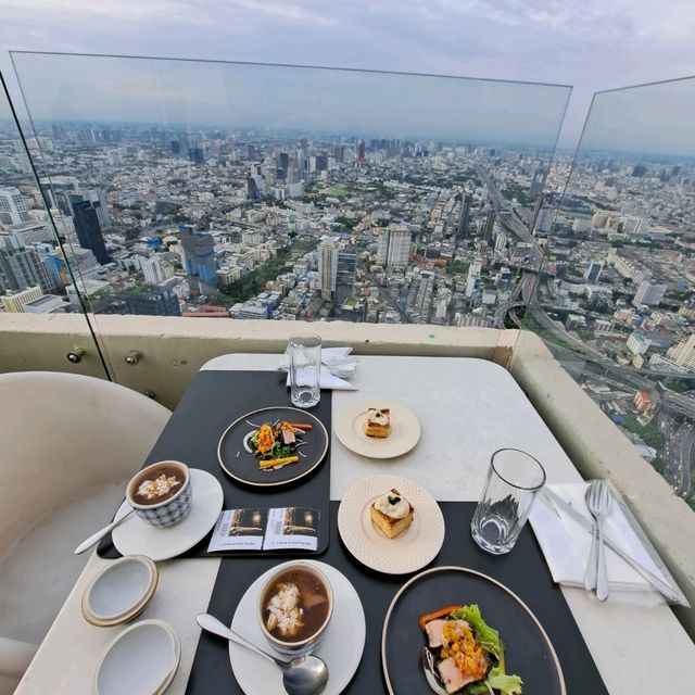 曼谷彩虹雲霄酒店Baiyoke Sky Hotel🩷高樓景觀餐廳享受佳餚與曼谷不夜城