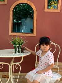 Charlee Choco & Cocoa Shop