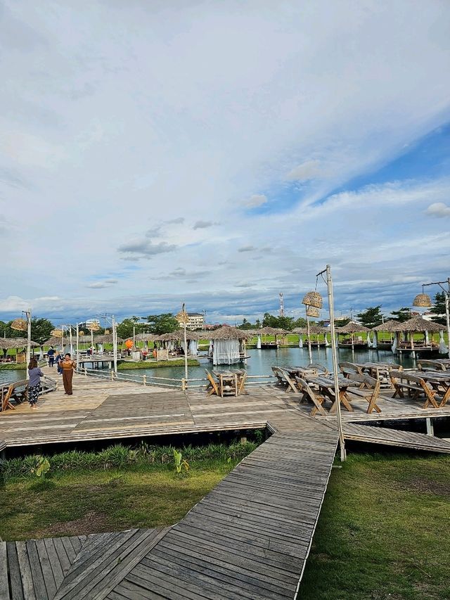 ร้านจุ่มยักษ์สาขาบางใหญ่จังหวัดนนทบุรี