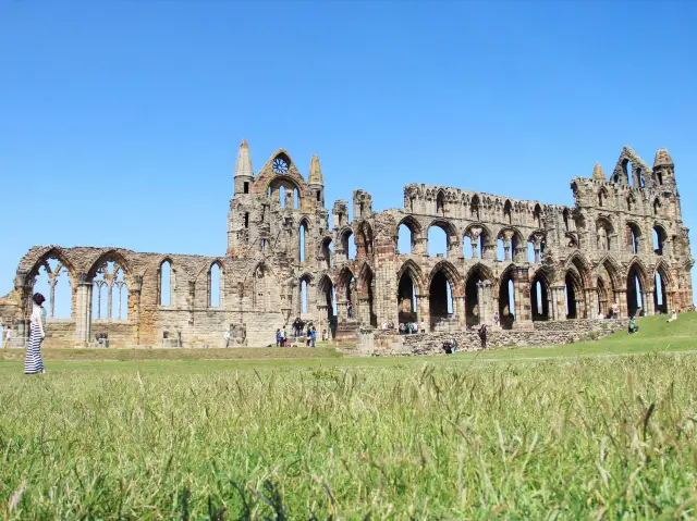 Discover Whitby Abbey, North Yorkshire 