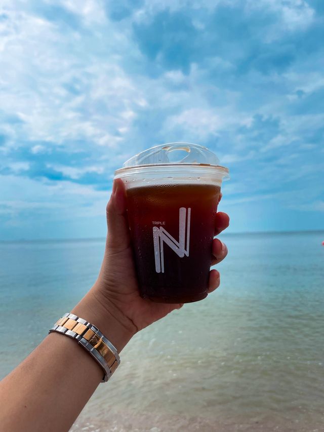 TRIPLE N 🌴รถกาแฟริมทะเล หาดบางแสน🌊