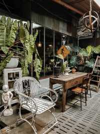 กันเองคาเฟ่ | คาเฟ่สไตล์วินเทจ | อมตะนคร ชลบุรี