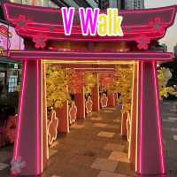 v walk p助和粉紅兔兔新年裝飾