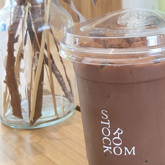 STOCKROOM CAFE