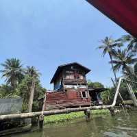 Boat trip ตลาดน้ำเมืองกรุง กินให้ท้องแตก