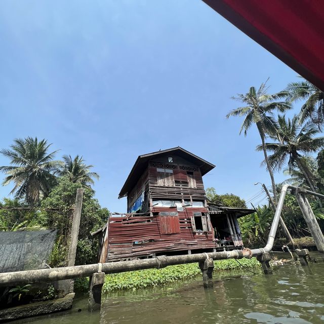 Boat trip ตลาดน้ำเมืองกรุง กินให้ท้องแตก