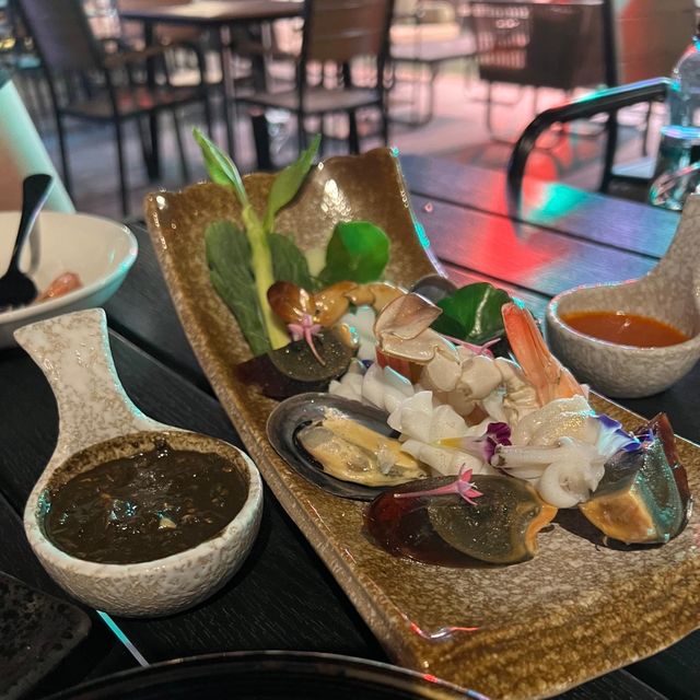 นั่งชิลล์หลังเลิกงาน 25 bar & bistro🍸ที่จันทบุรี