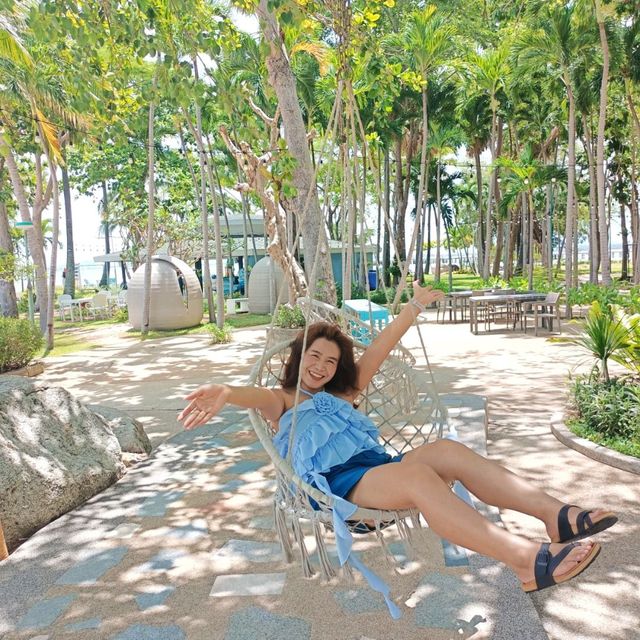 AQUA BEACH bar บาร์สวยริมทะเล