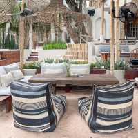 CAVE BEACH CLUB - คาเฟ่สุดชิลริมทะเลพัทยา