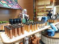 พาทัวร์คาเฟ่สตาร์บัคที่ใหญ่ที่สุดในไทย