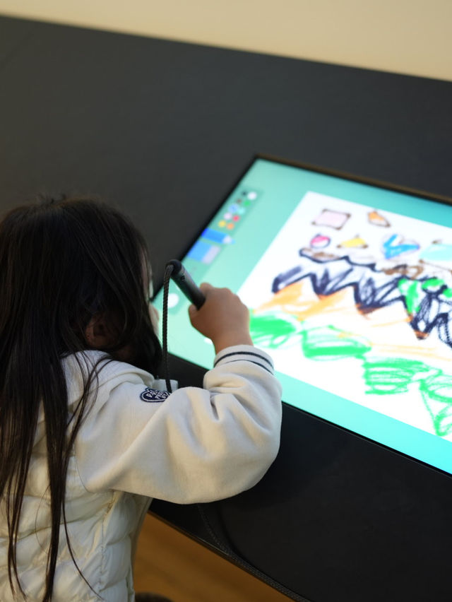 Tate Modern- Tate Draw 