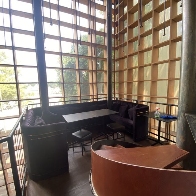 大城河畔玻璃屋餐廳