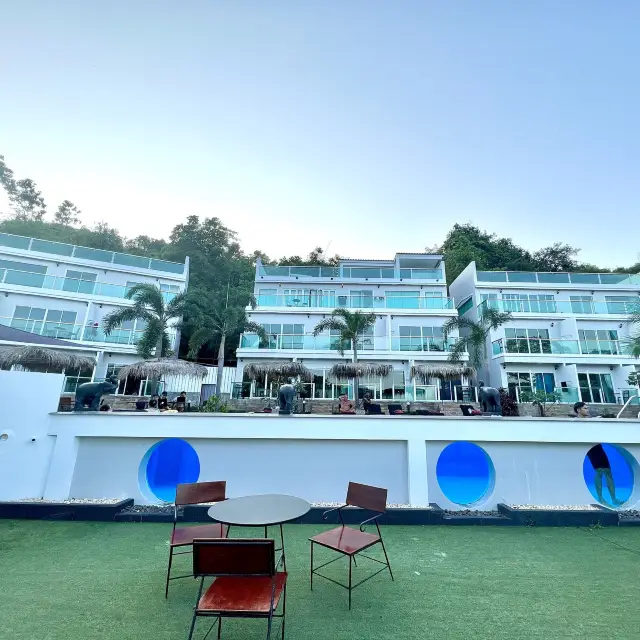 แพนโดร่า รีสอร์ท ที่พักบนเกาะเสม็ด จ.ระยอง