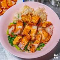 อ้วน อ้วน บะหมี่หมูกรอบ ร้านเด็ดย่านจอมทอง