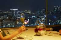 東京の大パノラマを一望しながらのお食事を
