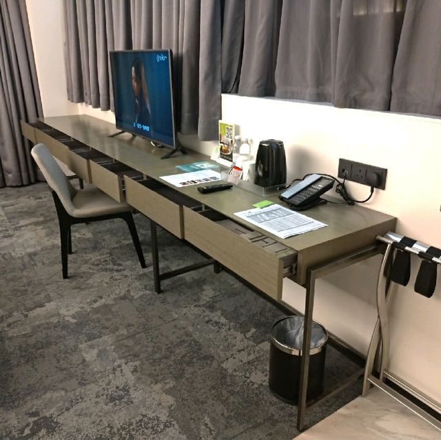 葵涌工業區內的旭逸酒店荃灣