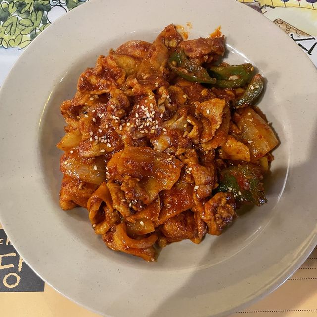 🇻🇳호이안 올드타운 맛집, 한식이 그리울 땐 윤식당으로 | 트립닷컴 호이안 🇻🇳호이안 올드타운 맛집, 한식이 그리울 땐 윤식당으로... 