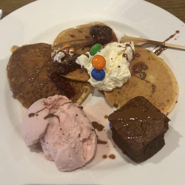 Tantalising food @ Pan pacific wharf